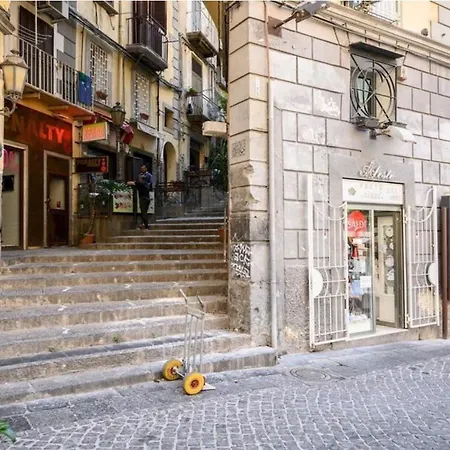 Il Vicoletto A Chiaia By Dimorra